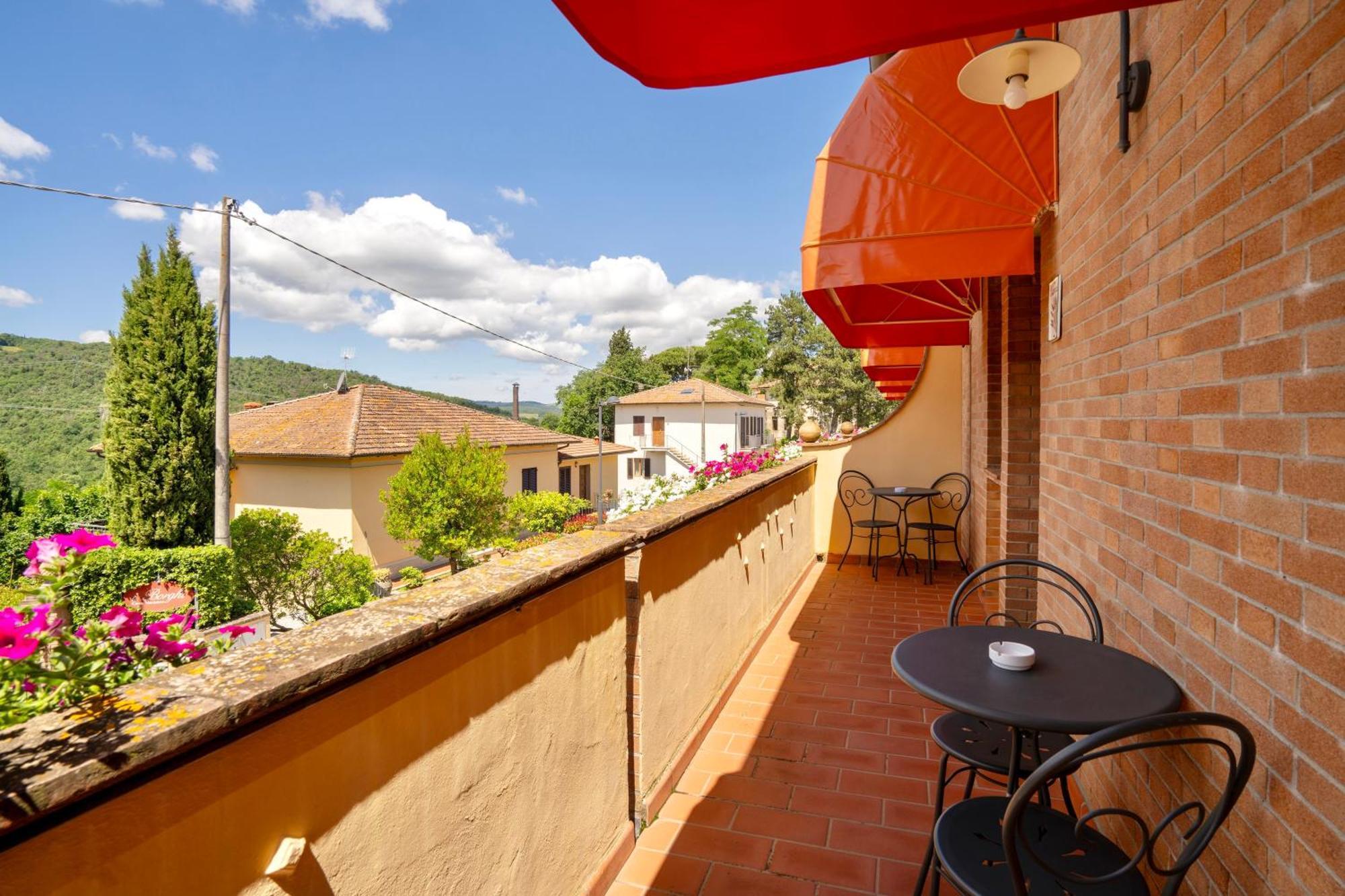 Casa Vacanze Con Piscina A San Gimignano Aparthotel Exterior foto